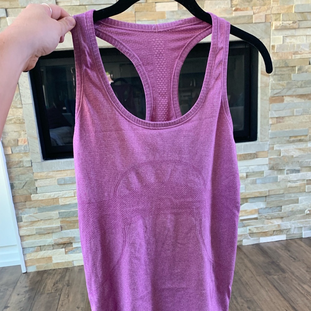 LULULEMON TANK
